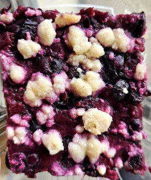 Berry Bliss Shortbread Bar at Raydiant Vybes in Alameda