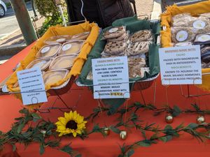 Table at Raydiant Vybes in Alameda