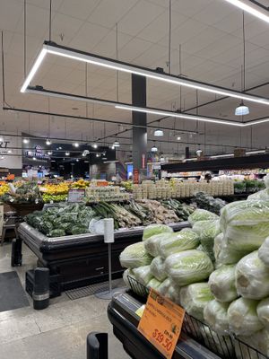 produce   at H Mart in San Diego
