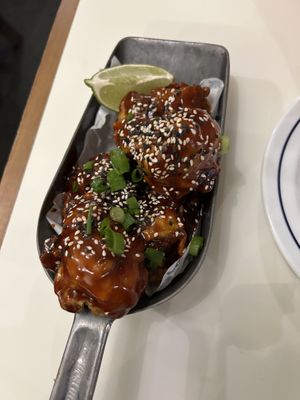 KFC   at Outra Espécie  in Porto