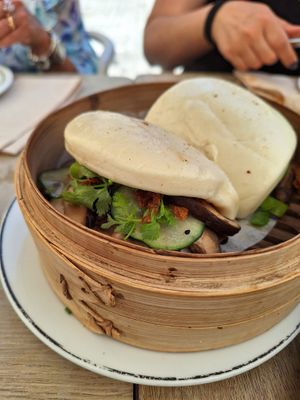   at Outra Espécie  in Porto