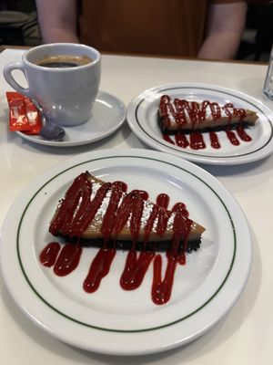 dessert   at Outra Espécie  in Porto