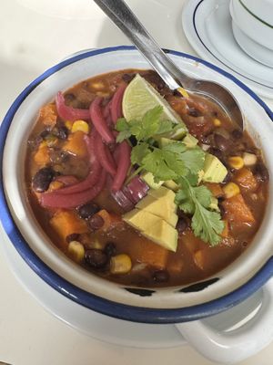 Chill   at Outra Espécie  in Porto