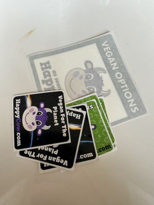 Share love   at Outra Espécie  in Porto