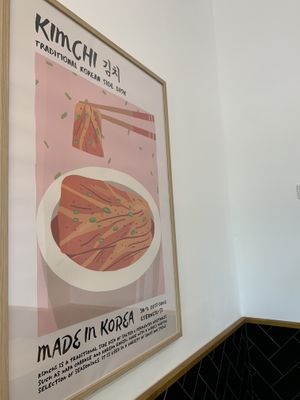 Kimchi gibt es natürlich auch - aber mit Shrimpaste  at Seoulbap - Korean Food in Kiel