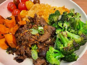 Kimchi Beef Bowl at Veggie Grill by Next Level in Long Beach