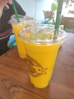 Mango smoothies at Penne in Koh Samui
