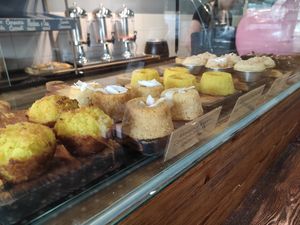 Vegan cakes at A Padoca in Porto