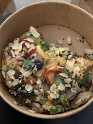 avo toast  #Veganuary at A Padoca in Porto