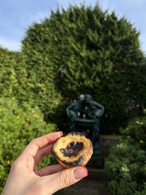 the best vegan pastel de nata i ever tried !!  #Veganuary at A Padoca in Porto