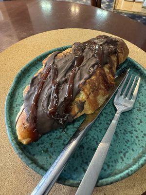 Snickers croissant   at A Padoca in Porto