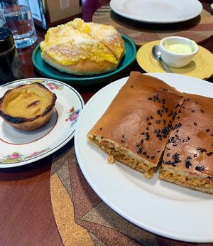 “Big Mac”, Pão de Deus, Pastel de Nata  at A Padoca in Porto