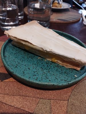 Tarte citron at A Padoca in Porto