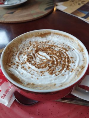 Cappuccino at A Padoca in Porto