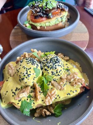 Vegan Benedict and Smashed Avocado Toasts looked incredible but lacked a bit in flavour. Both still a good, filling breakfast/brunch meal though.  at A Padoca in Porto