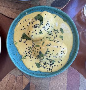 Egg Benedict   at A Padoca in Porto