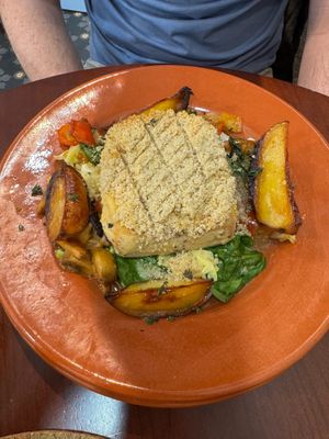 'Cod' with chips & veggies at A Padoca in Porto