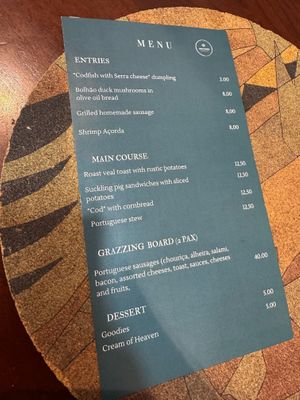 Lunch menu at A Padoca in Porto