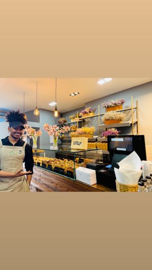 Wonderful place, good food, great prices and service with lots of love… I recommend it!

Staff (Suel and Rashed) 🫂💙 at A Padoca in Porto