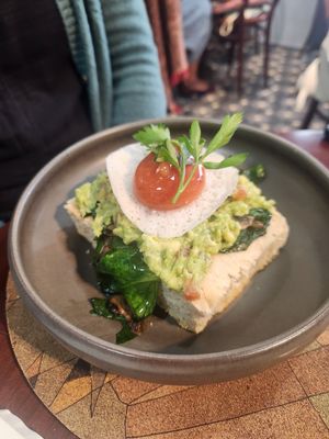 Avocado toast at A Padoca in Porto
