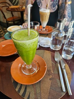 Detox jus at A Padoca in Porto