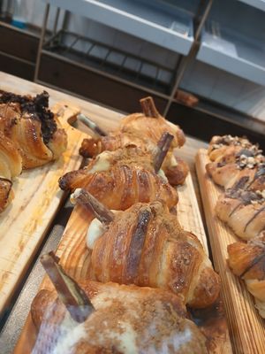 Pastel de nata croissant at A Padoca in Porto