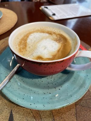 Americano w/oat milkk  at A Padoca in Porto