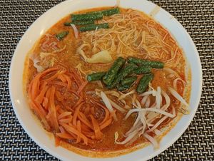Curry noodles at Berjaya Cafe 成功咖啡廳 in Kuala Lumpur