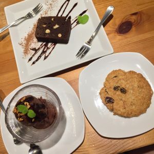 Hazelnut Chocolate Icecream at Tosca in Kyoto