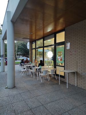 Outsiders at O Melhor Croissant da Minha Rua   in Porto