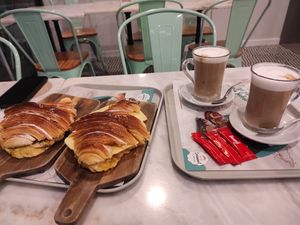 Vegan at O Melhor Croissant da Minha Rua   in Porto