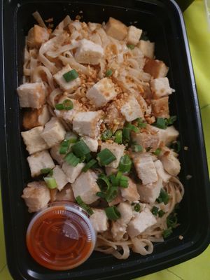 garlic noodles at Top Burmese Burma Joy in Portland