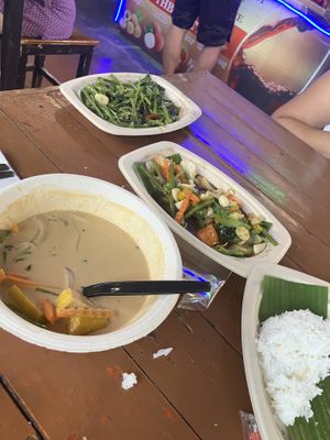 Vegan - curry and vege’s - delicious  at Pakbai - Food Stall in Chiang Mai