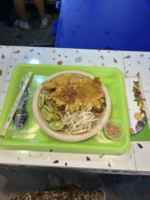 pad thai with chickpea fritter   at Pakbai - Food Stall in Chiang Mai