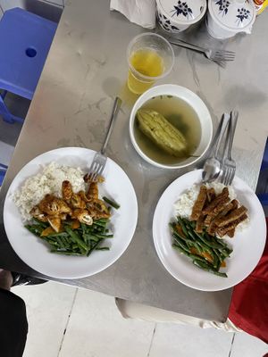 2 com chay   at Van An  in Ho Chi Minh City