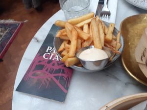 Fries at Paco Ciao in Leiden