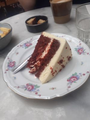 Red velvet cake (vegetarian) at Paco Ciao in Leiden