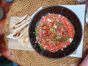 Muhammara met pita at Paco Ciao in Leiden