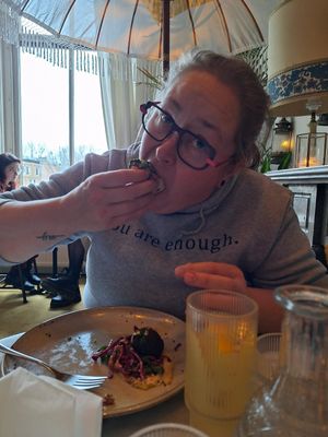 Eet mijn vingers er bij op at Paco Ciao in Leiden