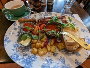 vegan English breakfast at Bill's - Covent Garden in London