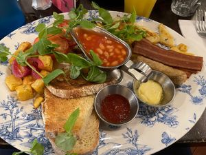 Colazione tipica all’inglese in chiave 100% vegetale  at Bill's - Covent Garden in London