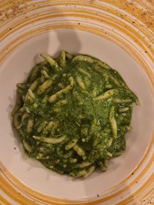 Trofie al pesto vegan at La voglia di Genova in Genoa
