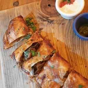 Yammen Pastry filled with mushrooms and fried onion at La Hummuseria in Playa Venao