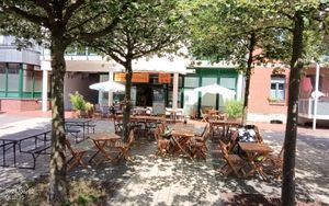 Good for group of people meet under the nice environment  at Mama's Kitchen Hannover - 蝶碟出色 in Hannover