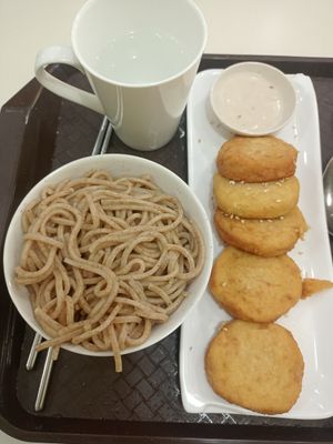 Rice noodles and tofu nuggets at SunnyChoice - The Rail Mall in West Singapore