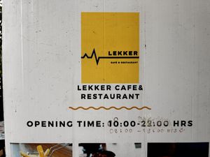 Open 08.00 to 17:00 #Veganuary at Lekker Cafe' in Krabi