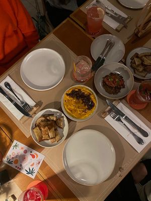 vegan starters (carrot tartar and carrot hummus with caramelized onion)  at Caracolla Café e Restaurante  in Sao Paulo