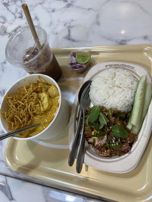   at May Veggie Home Express - ประสานมิตรพลาซ่า in Bangkok