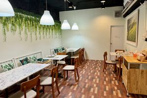 Small dining roomm  at May Veggie Home Express - ประสานมิตรพลาซ่า in Bangkok