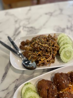 Must order #Veganuary at May Veggie Home Express - ประสานมิตรพลาซ่า in Bangkok